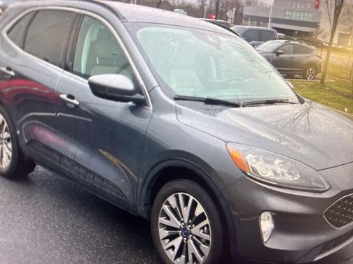 CARBONIZED GRAY 2022 Ford Escape Titanium