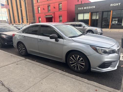 2019 Subaru Legacy Base