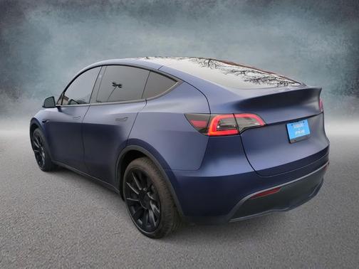 2024 Tesla Model Y Long Range Dual Motor All-Wheel Drive