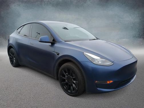 2024 Tesla Model Y Long Range Dual Motor All-Wheel Drive