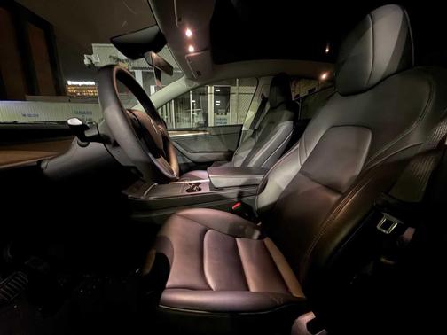 2024 Tesla Model Y Long Range Dual Motor All-Wheel Drive