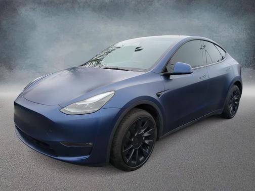 2024 Tesla Model Y Long Range Dual Motor All-Wheel Drive
