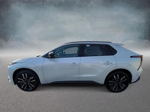 2026 Subaru Solterra Limited