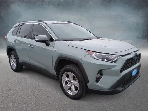 2020 Toyota RAV4 Hybrid XLE