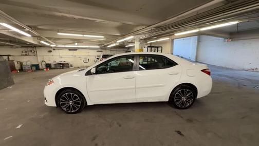 Super White 2016 Toyota Corolla S Plus