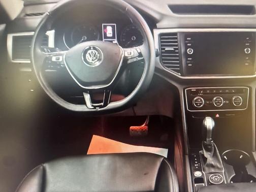 2019 Volkswagen Atlas 3.6L SE w/Technology
