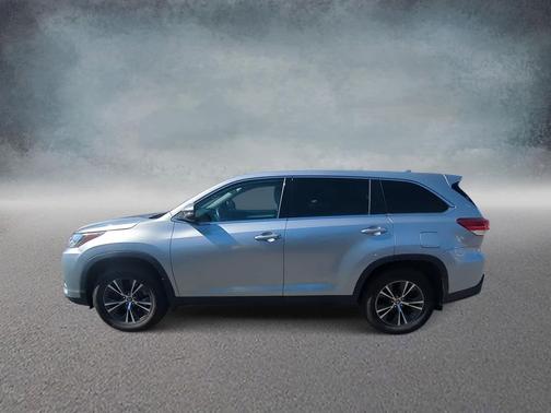 2019 Toyota Highlander LE Plus