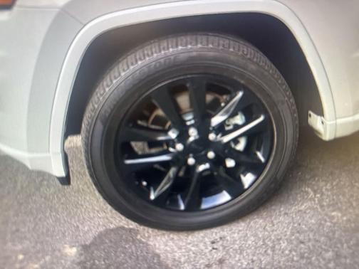 2021 Jeep Grand Cherokee Laredo