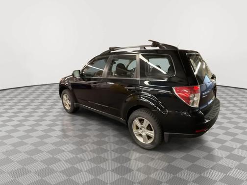 Obsidian Black Pearl 2013 Subaru Forester 2.5X