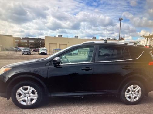 2013 Toyota RAV4 LE