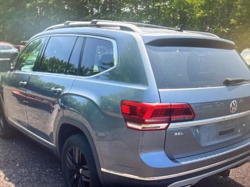 2018 Volkswagen Atlas 3.6L SEL Premium