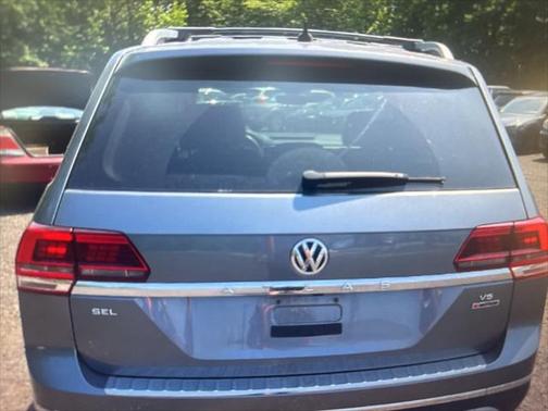 2018 Volkswagen Atlas 3.6L SEL Premium