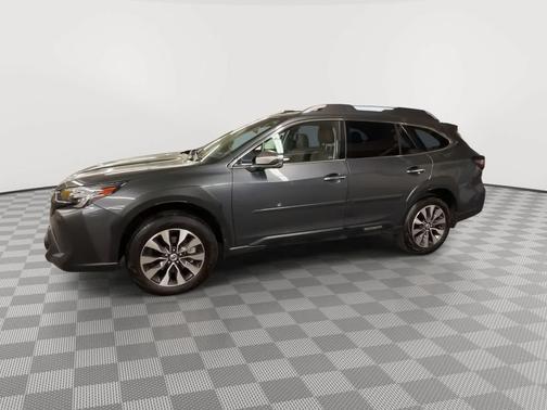Magnetite Gray Metallic/Crystal Black Silica 2025 Subaru Outback Touring