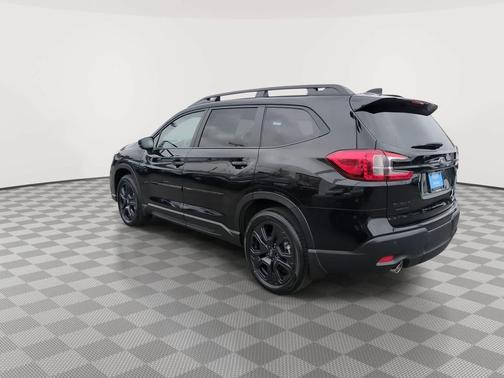 Crystal Black Silica 2026 Subaru Ascent Onyx Edition Touring 7-Passenger