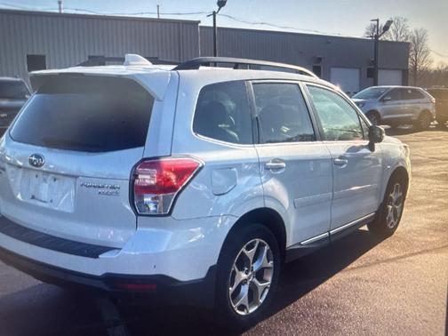 2017 Subaru Forester 2.5i Touring