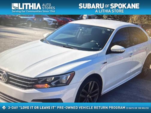 2018 Volkswagen Passat 2.0T R-Line