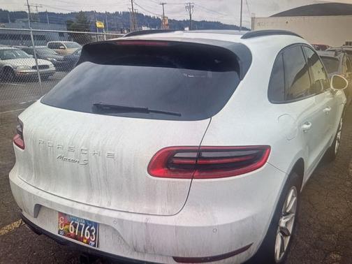 2017 Porsche Macan S