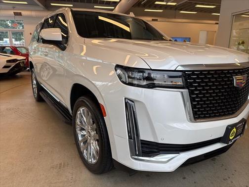 2022 Cadillac Escalade Premium Luxury