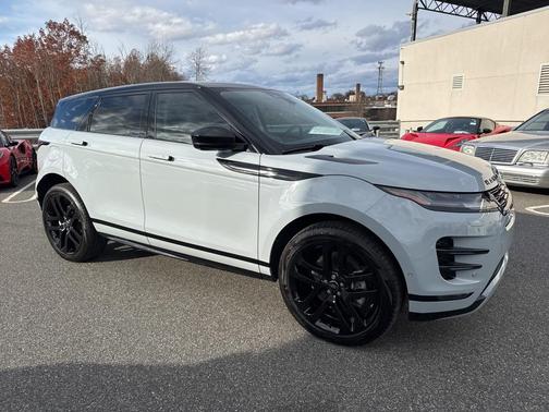 2025 Land Rover Range Rover Evoque Dynamic SE