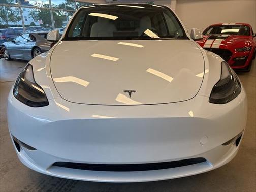2023 Tesla Model Y Performance Dual Motor All-Wheel Drive
