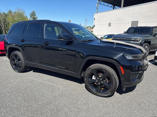 2023 Jeep Grand Cherokee Altitude