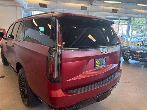 2022 Cadillac Escalade ESV Sport Platinum