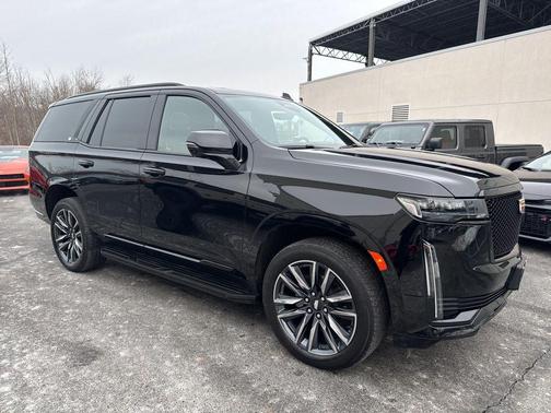 2023 Cadillac Escalade Sport