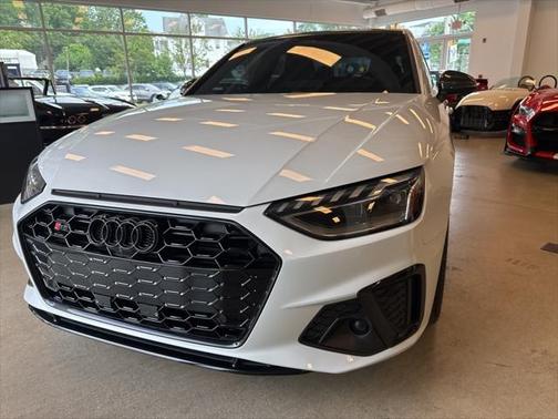 2023 Audi S4 Premium Plus TFSI quattro Tiptronic