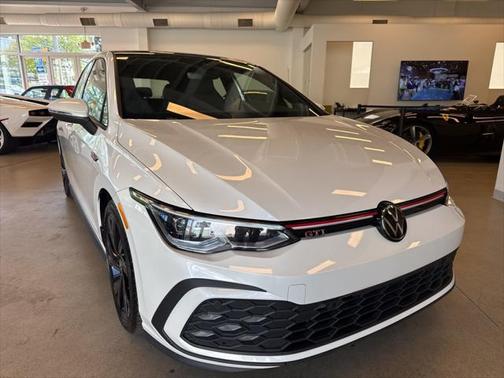 2023 Volkswagen Golf GTI 2.0T SE DSG