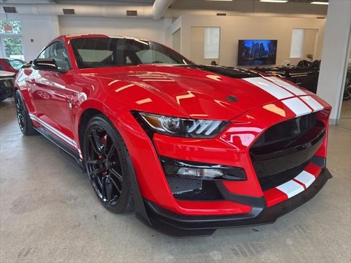2022 Ford Shelby GT500 Base