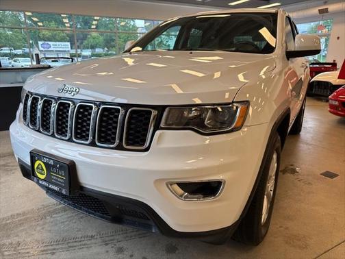 2022 Jeep Grand Cherokee Laredo