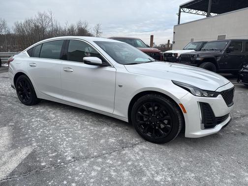 2022 Cadillac CT5 Premium Luxury