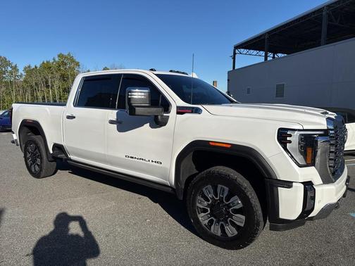2024 GMC Sierra 2500 Denali