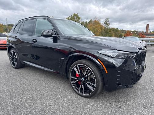 2025 BMW X5 M60i
