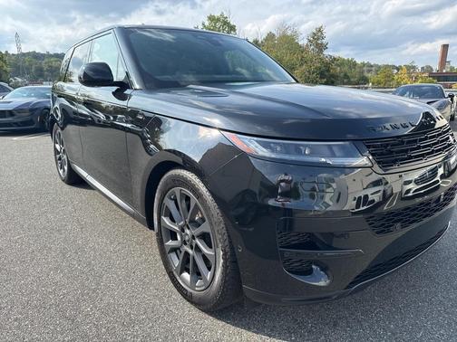 2024 Land Rover Range Rover Sport SE