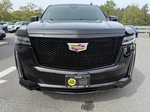 2023 Cadillac Escalade ESV Sport
