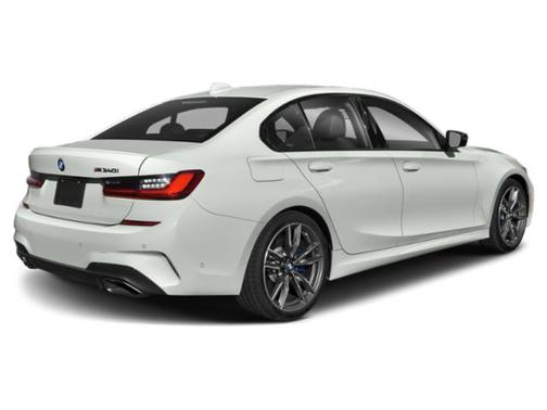 Alpine White 2022 BMW M340 M340i