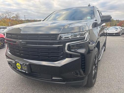 2023 Chevrolet Tahoe 4WD RST