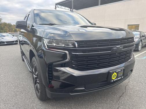 2023 Chevrolet Tahoe 4WD RST