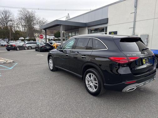 2023 Mercedes-Benz GLC 300 4MATIC