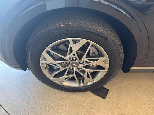 2023 Genesis GV70 2.5T AWD