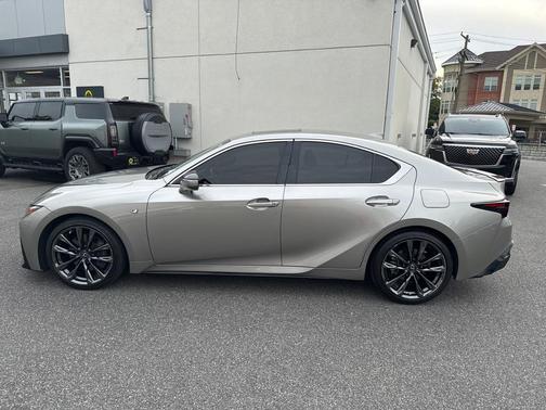 2022 Lexus IS 350 Base