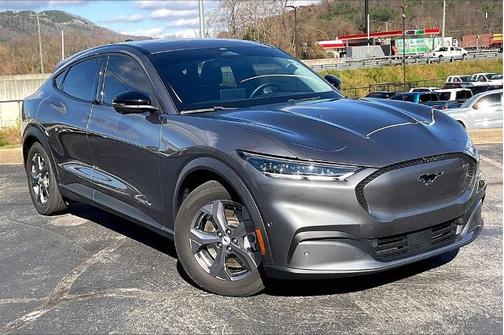 2023 Ford Mustang Mach-E SELECT