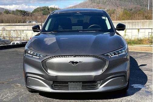 2023 Ford Mustang Mach-E SELECT