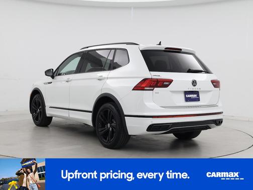 White 2023 Volkswagen Tiguan SE R-Line Black