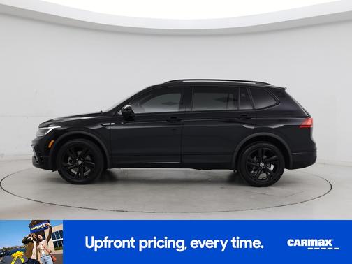 Black 2023 Volkswagen Tiguan SE R-Line Black