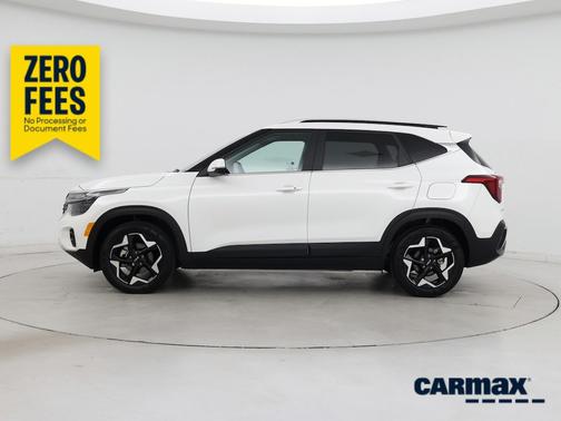 White 2026 Kia Seltos EX