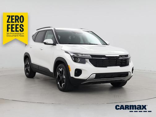White 2026 Kia Seltos EX