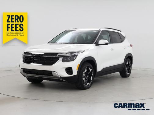 White 2026 Kia Seltos EX