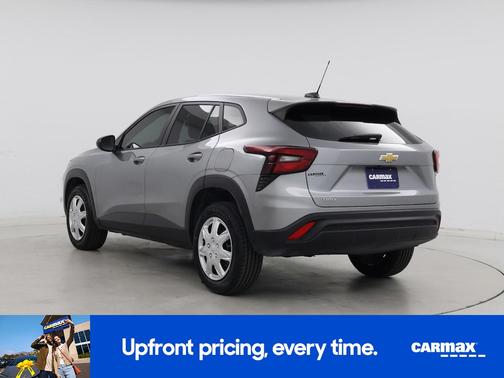 Gray 2024 Chevrolet Trax LS